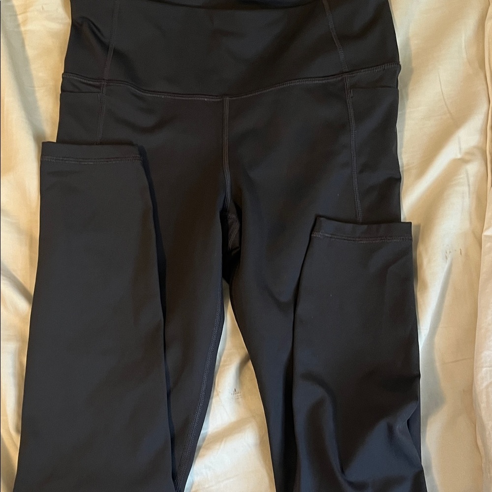 GAP Black High-Waist Leggings with Side Pockets